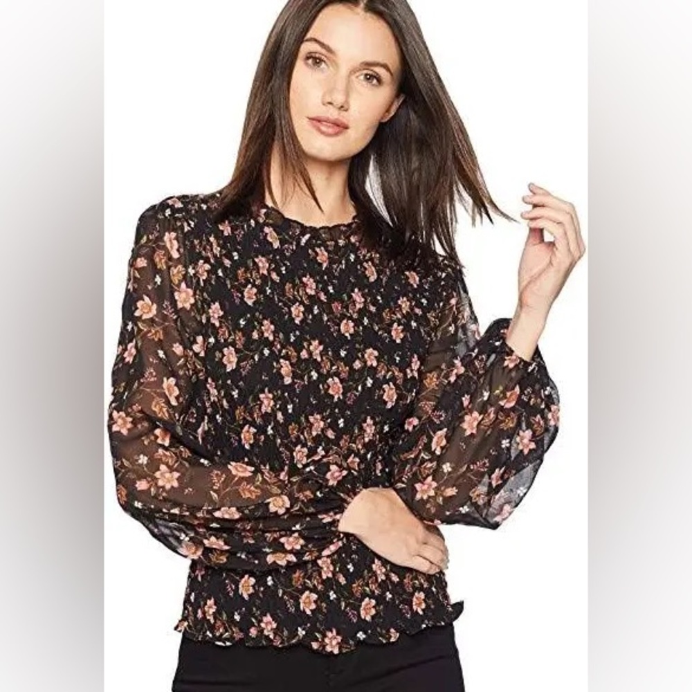 NWT Anthropologie J.O.A. Smocked Pullover Blouse Size Small